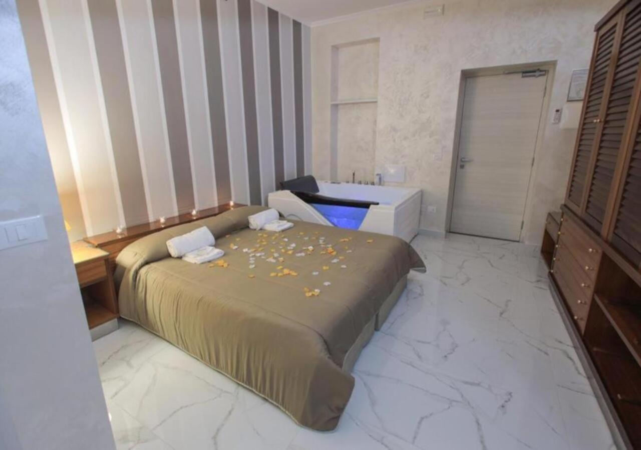 Hotel Holiday 포자 외부 사진