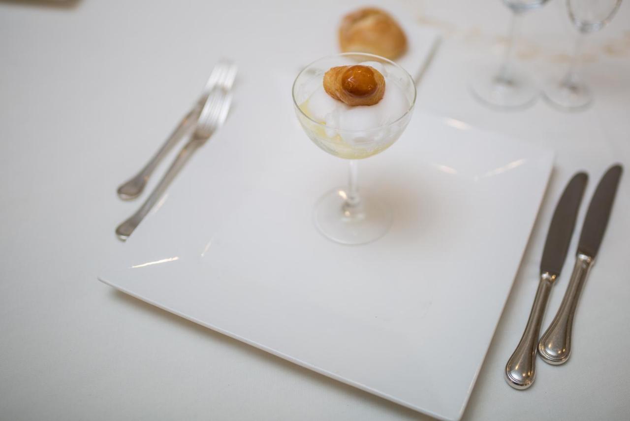 Hotel Holiday 포자 외부 사진